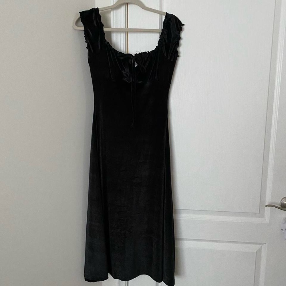 Elegant Black Velvet Dress